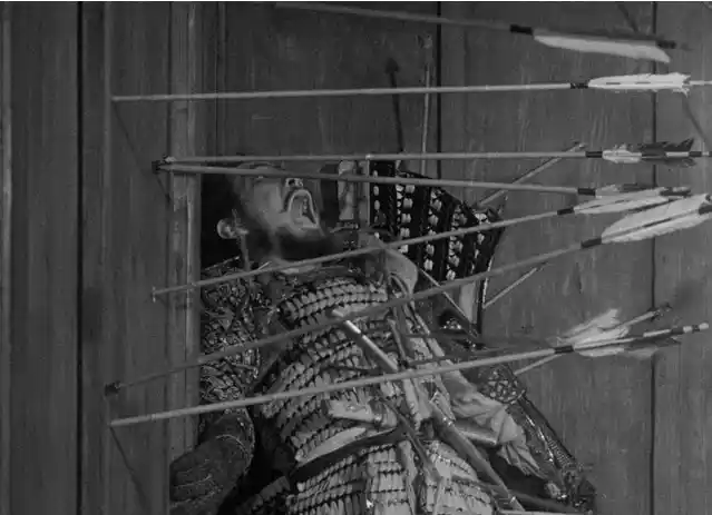 صحنه معروف سریر خون اثر آکیرا کوراساوا