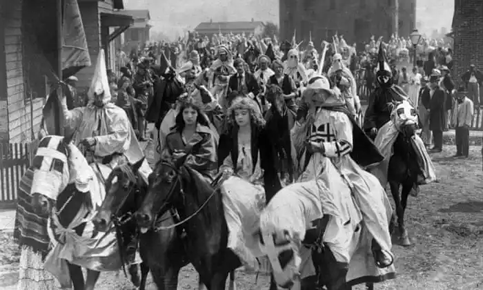 کوکلاس کلان ها در تولد یک ملت